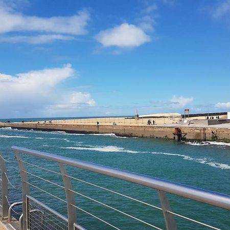 カップブルトンLes Terrasses De Notre Dameアパートメント エクステリア 写真